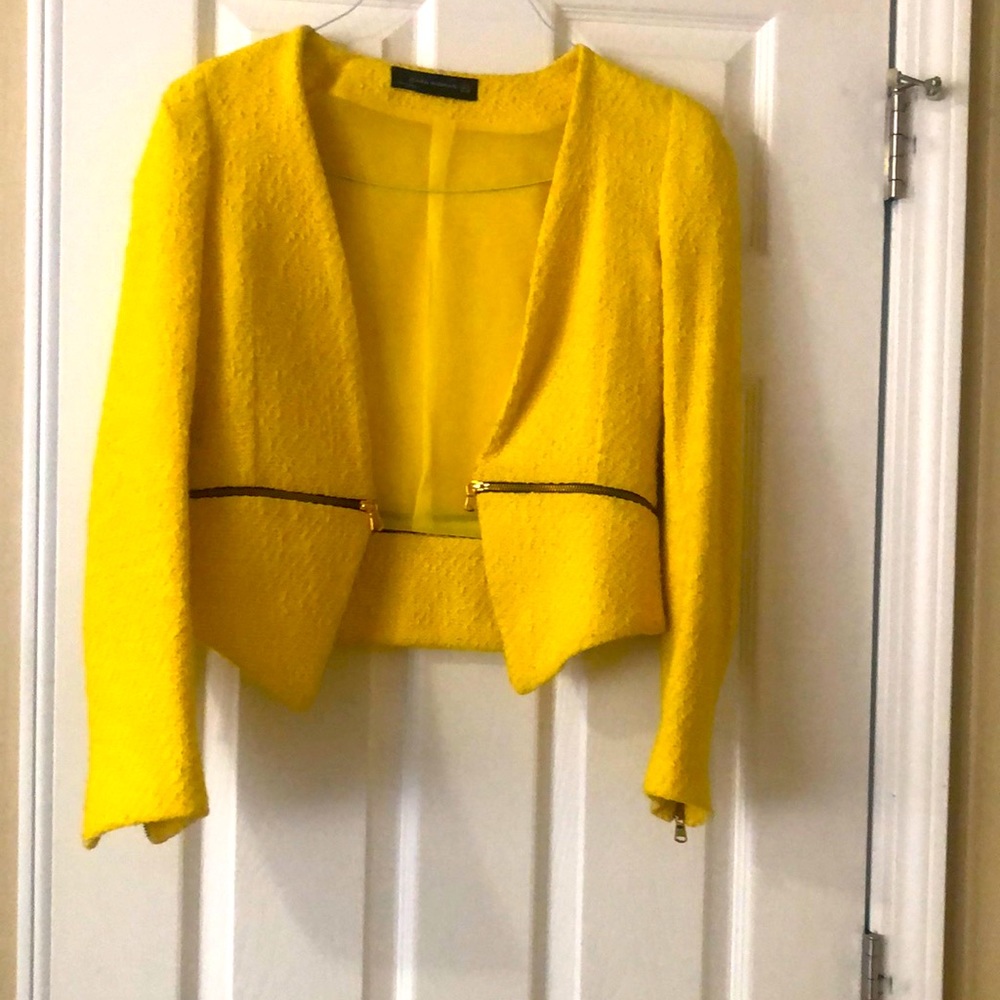 Zara Small yellow with zipper blazer